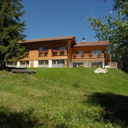 Chalet Susi La Villa  Buitenkant foto